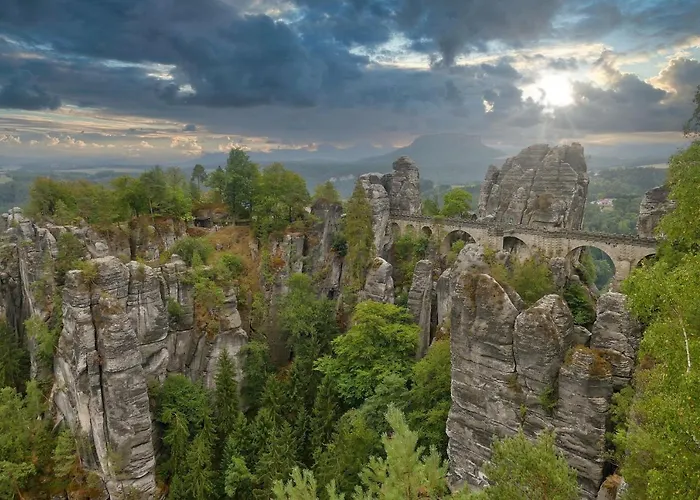 *neu* 2 Zi, Offene Kueche, Balkon Apartment *