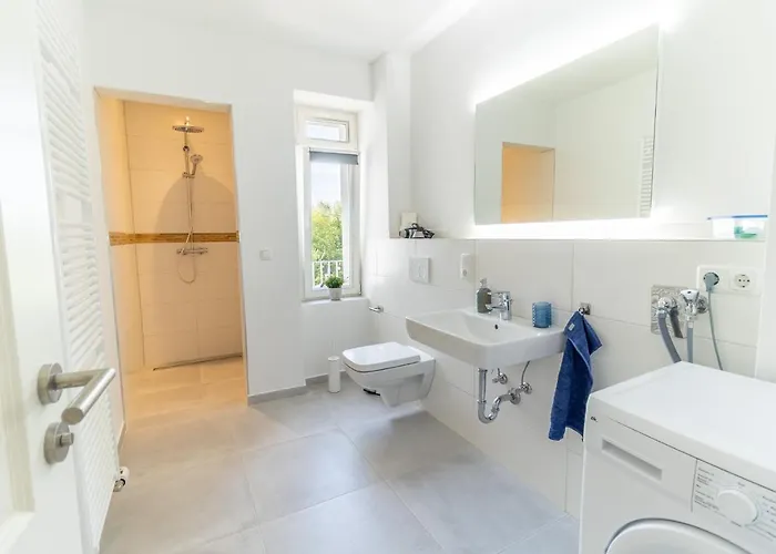 *neu* 2 Zi, Offene Kueche, Balkon * Pirna